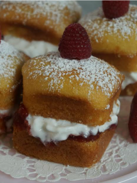 Sugar-Free Victoria Sponge Cakes Recipe by The Diabetic Pastry Chef™
